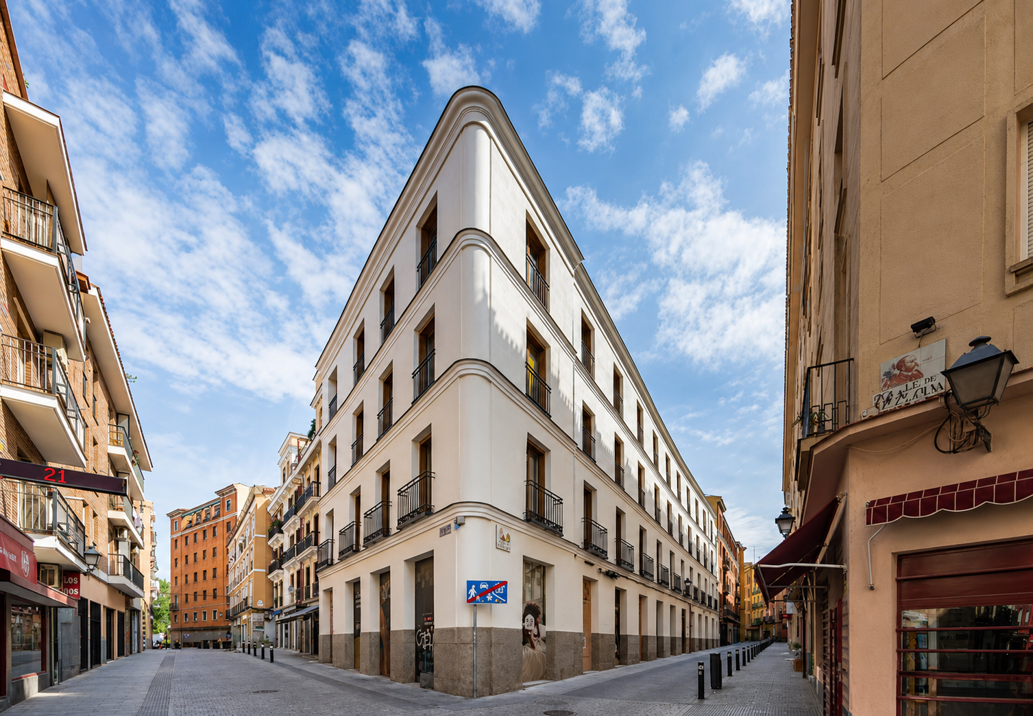 Santa Ana 8 / Residencial 